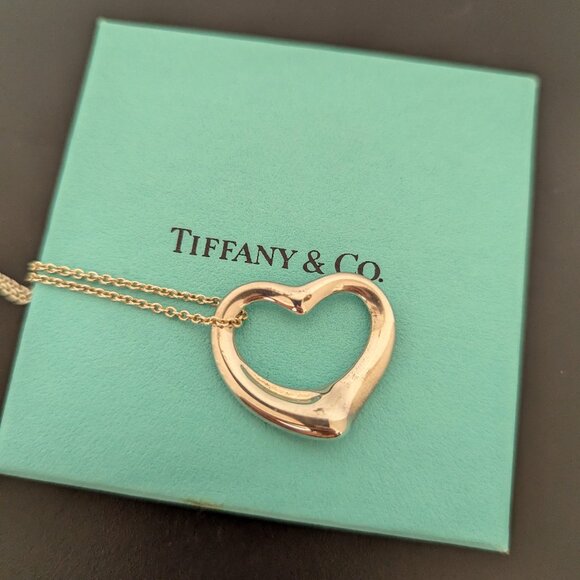 Tiffany Elsa Peretti Open Heart Pendant in sterling silver 27 mm - Picture 1 of 16